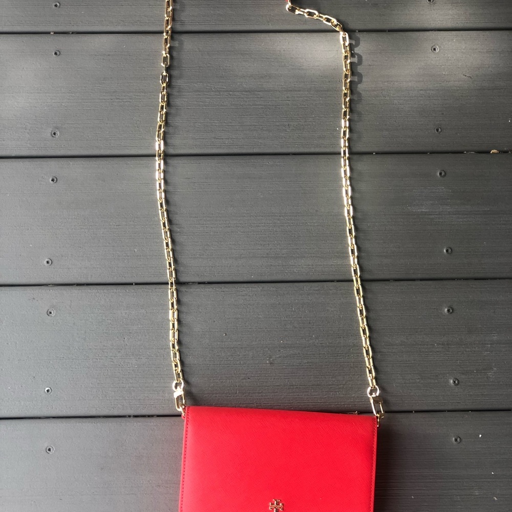 New! Tory Burch Emerson Chain Wallet - Picture 4 of 6